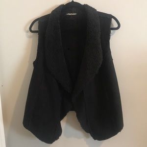 Black fury vest